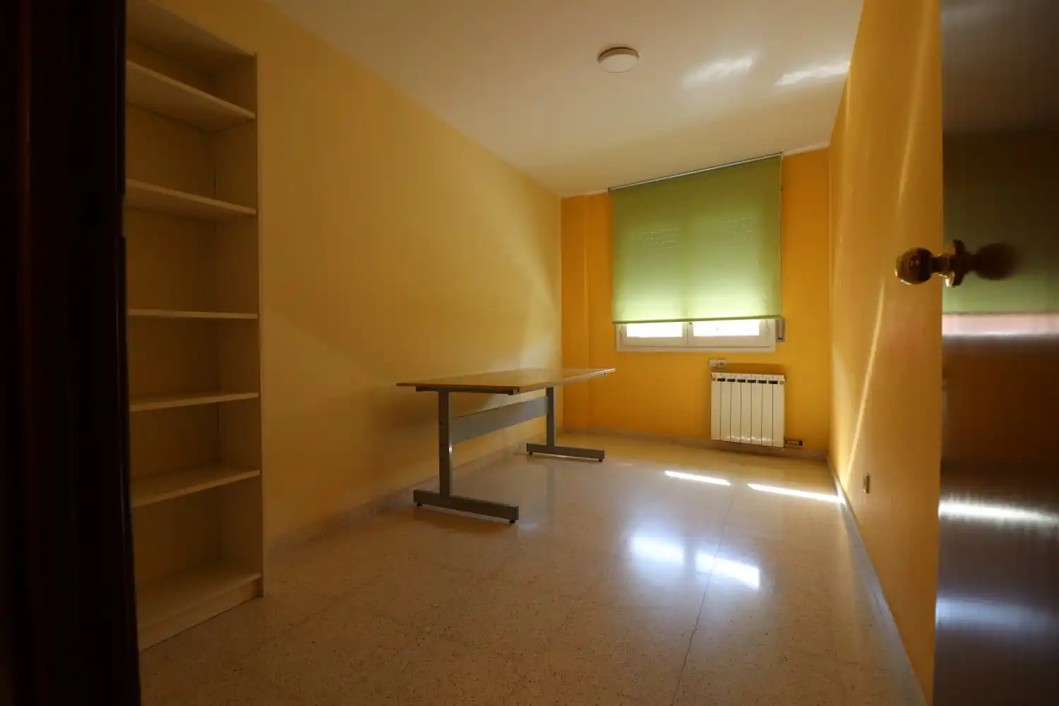 Flat for sale in Parets del Vallès  with Air Conditioner, Heating and Furnished