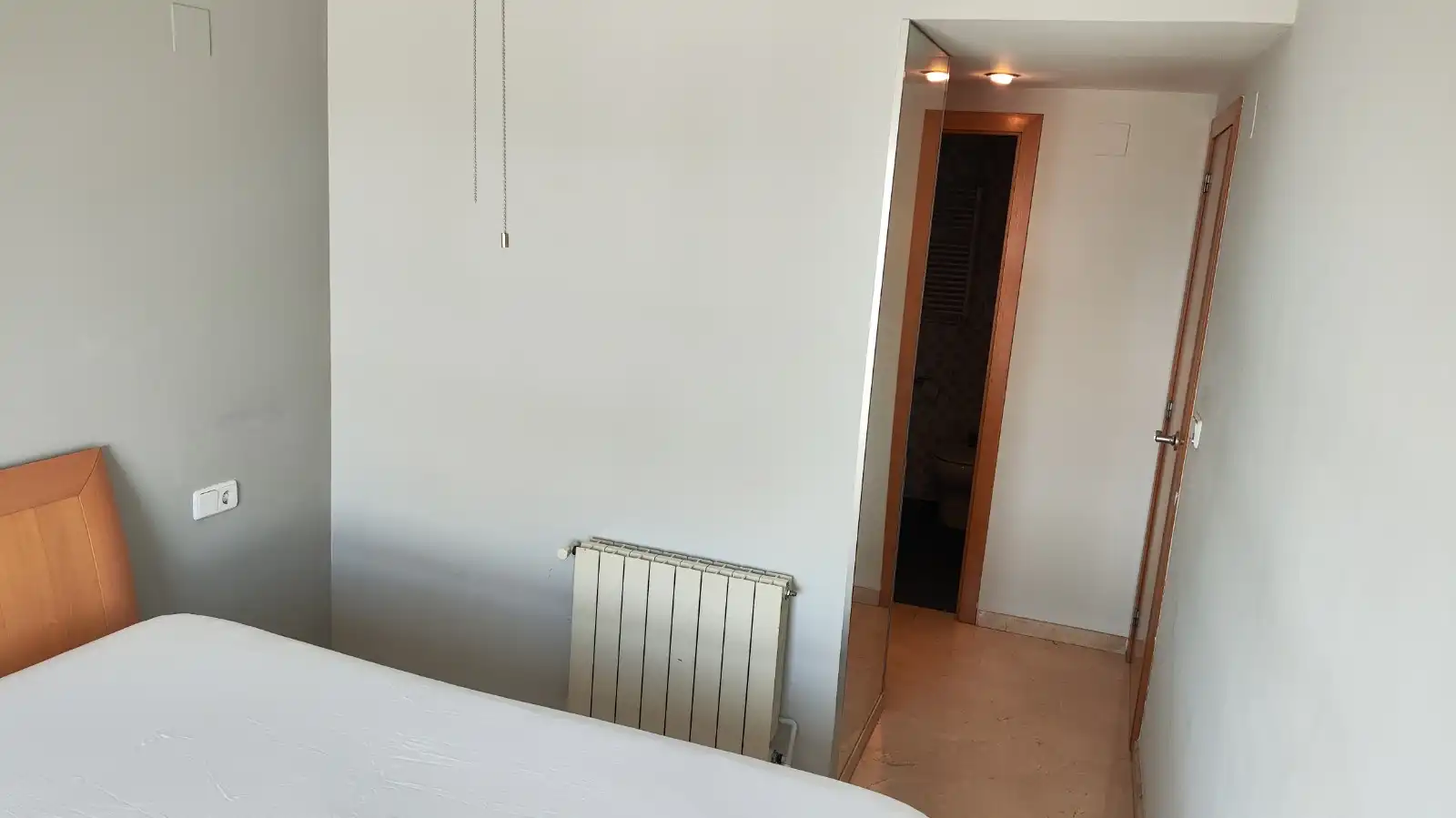 Bedroom of Apartments for rent in Valencia  with Air Conditioner, Furnished and Oven