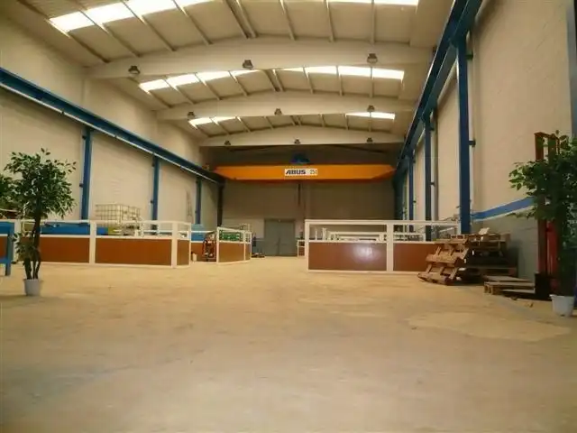Industrial building to rent in Copèrnic 40, imagen 2