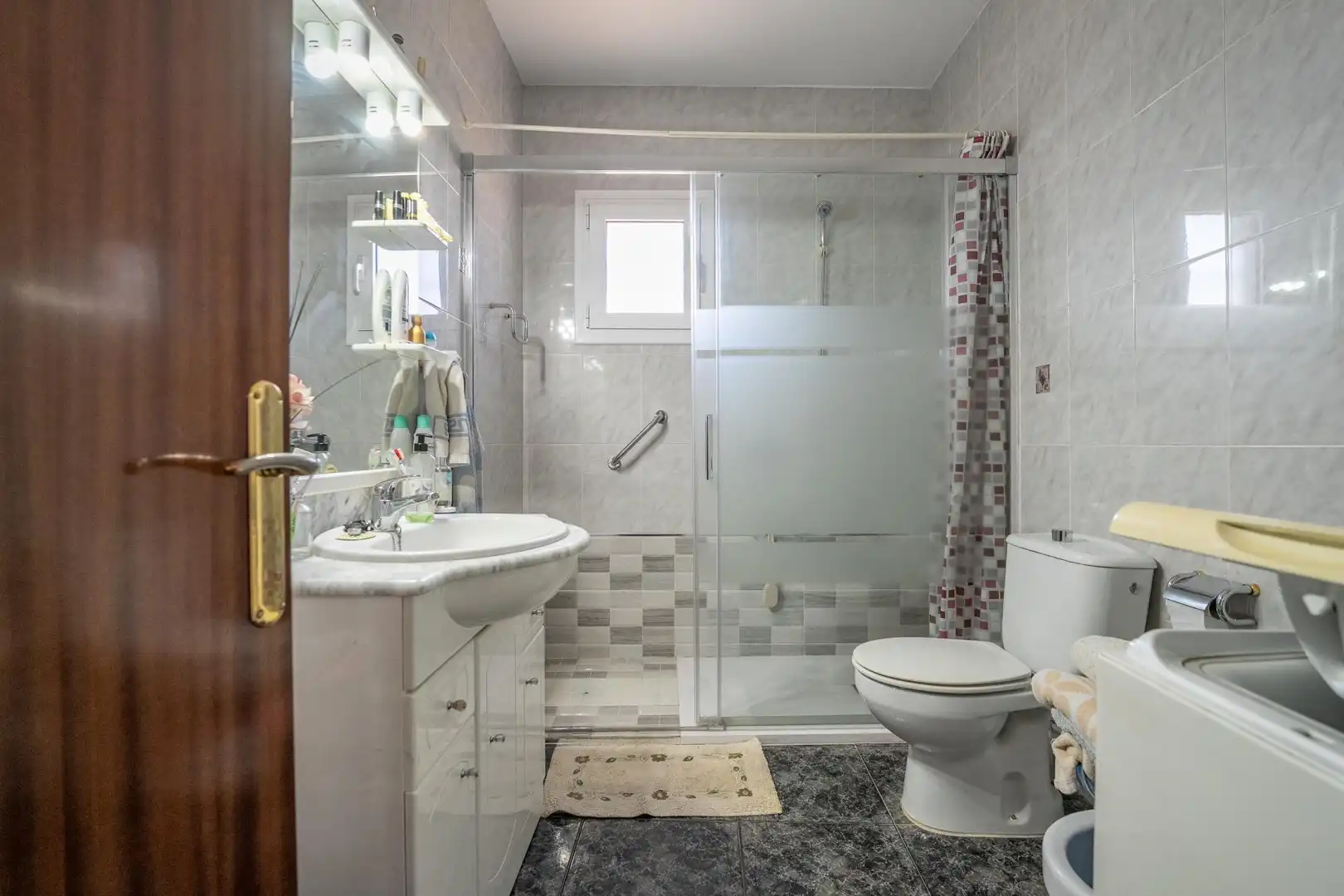 Baño de Finca rústica en venta en Riudoms con Calefacción y Jardín privado