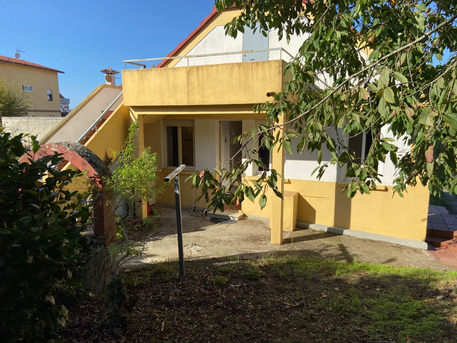 Vista exterior de Casa o chalet en venta en Vigo  con Calefacción, Jardín privado y Trastero