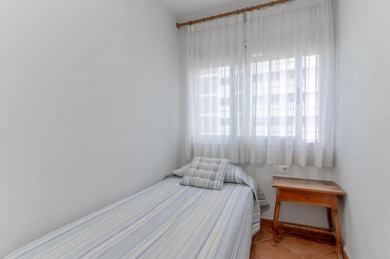 Apartamento con ascensor en venta en Passeig Marítimo Bernat Artola 30, imagen 33
