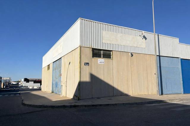 Nave industrial en Venta en Viator