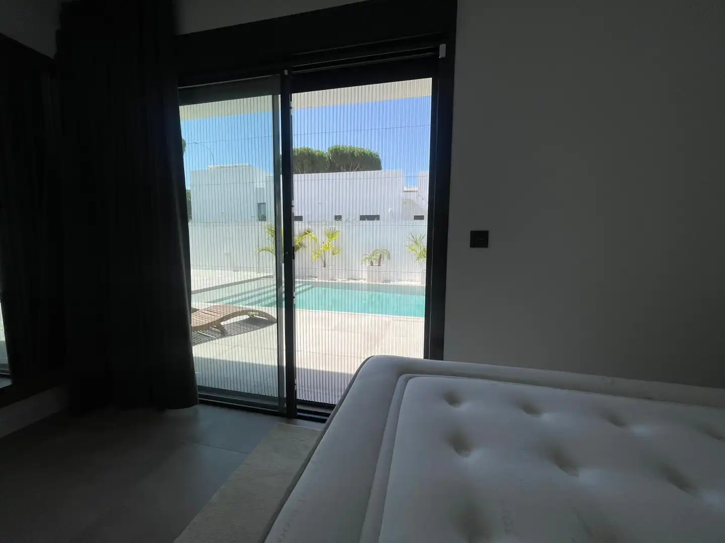 Piscina de Casa o chalet en venta en Chiclana de la Frontera con Aire acondicionado, Calefacción y Jardín privado