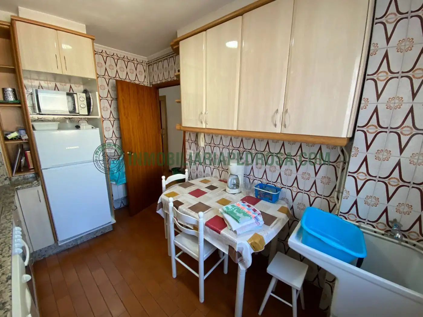 Küche von Wohnung zur Miete in Pontevedra Capital  mit Heizung, Parkett und Möbliert