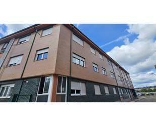 Vista exterior de Apartament de lloguer en San Andrés del Rabanedo amb Calefacció, Parquet i Terrassa