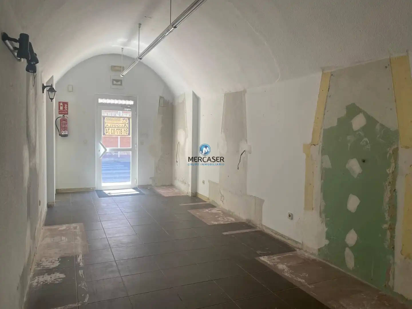 Local comercial de lloguer a Plaza de Luis de Antezana, imagen 7