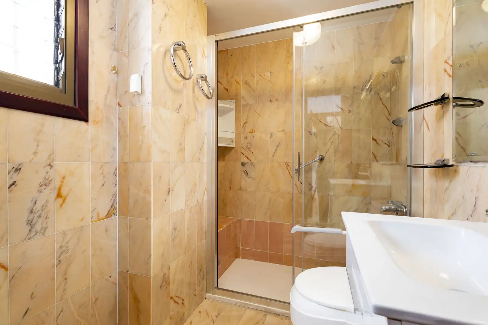 Baño de Piso de alquiler en Santa Cruz de Tenerife con Balcón