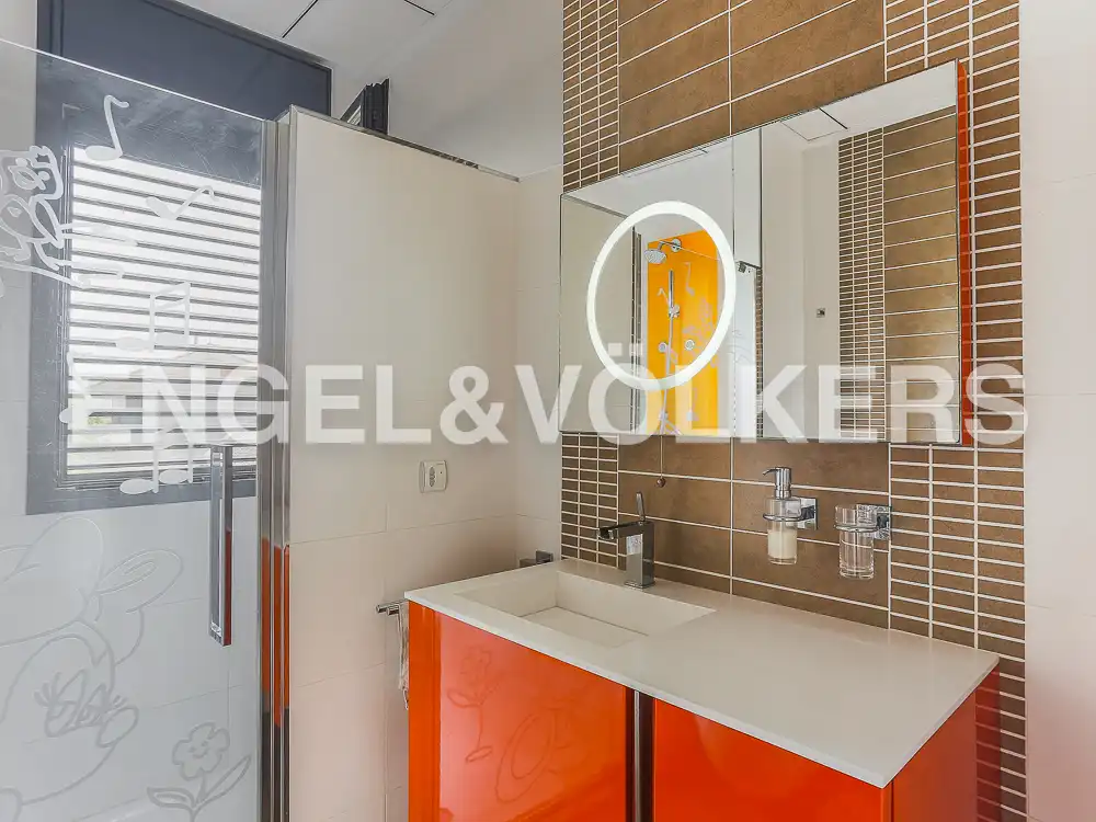 Bathroom of Houses for sale in Bétera  with Air Conditioner, Heating and Private garden