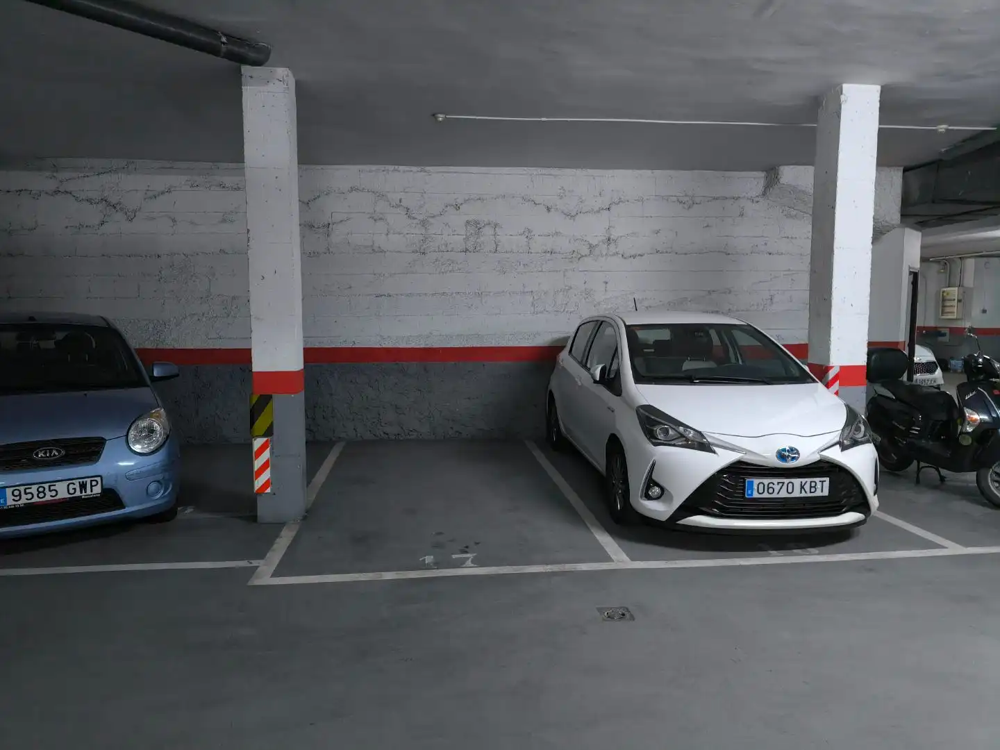 Parking de Garaje de alquiler en L'Hospitalet de Llobregat con Alarma