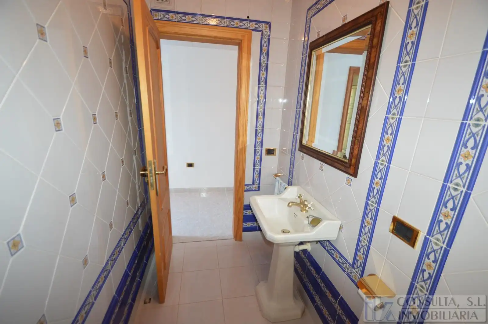 Bany de Casa o xalet en venda en Vinaròs amb Jardí privat, Terrassa i Piscina