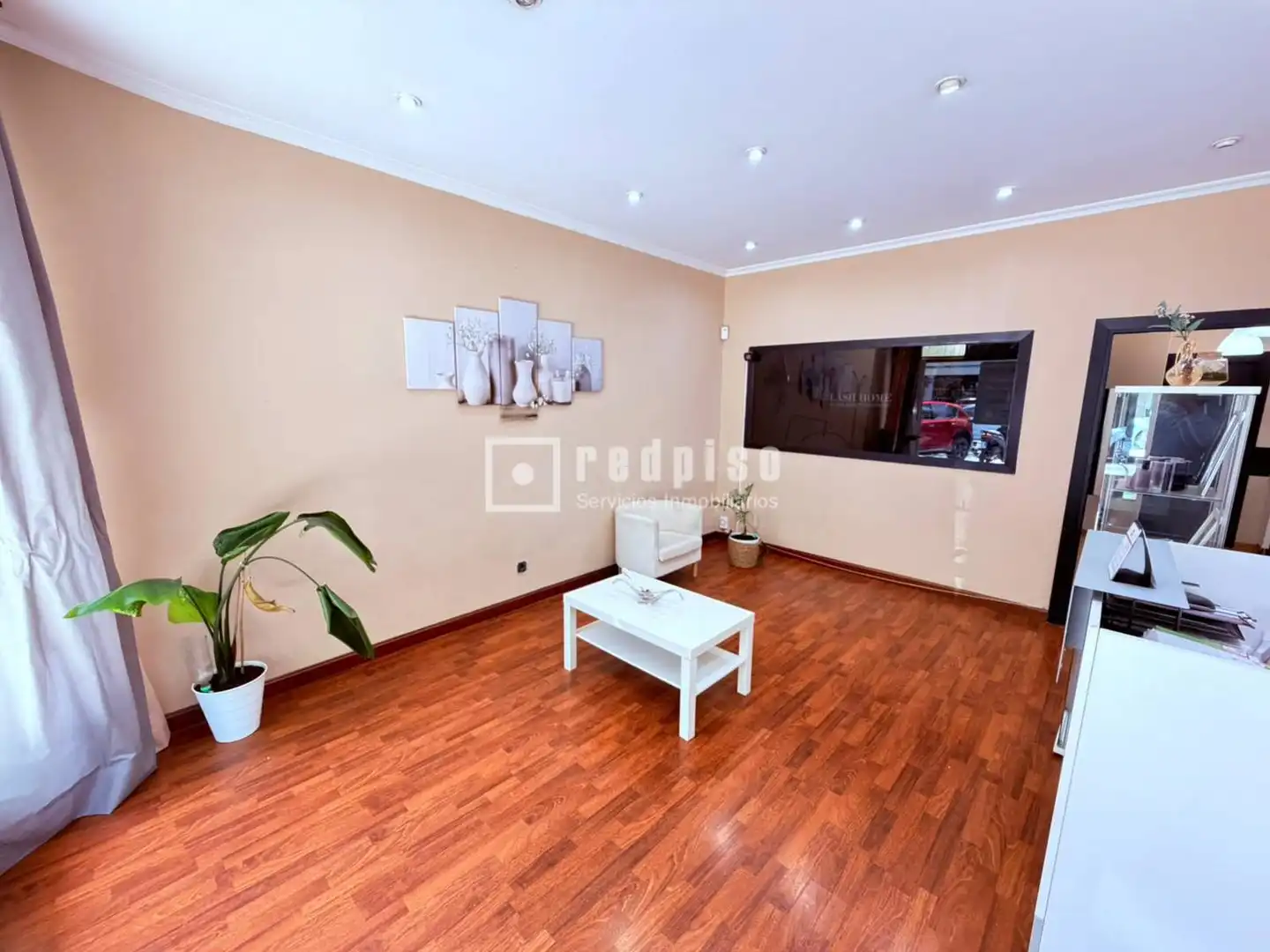 Sala de estar de Local de alquiler en Madrid
