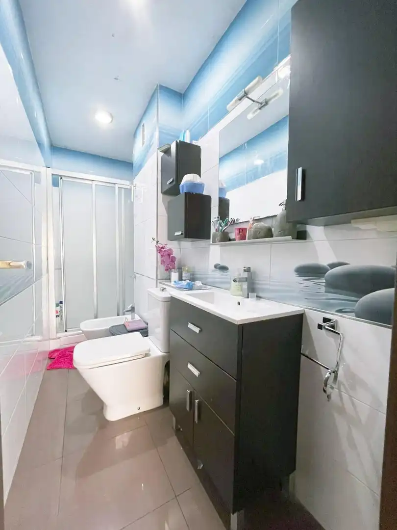 Bathroom of Flat for sale in Málaga  with Air Conditioner and Terrace