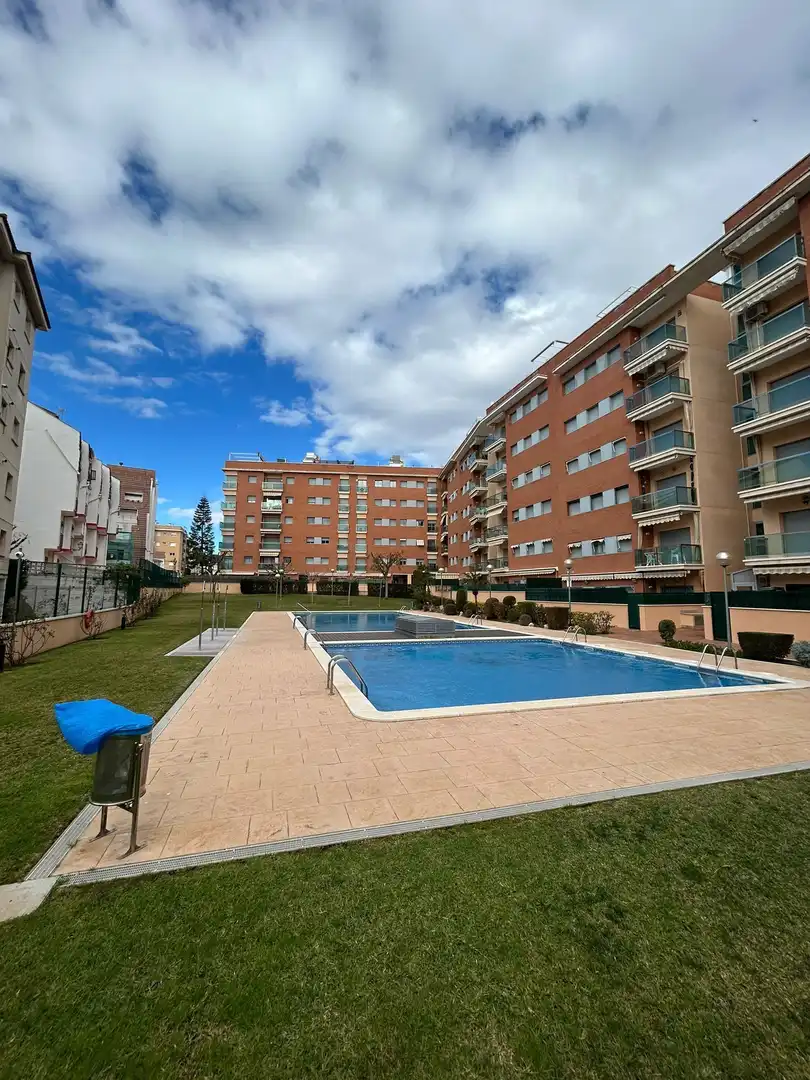 Piso con piscina en venta en Calafell Residencial