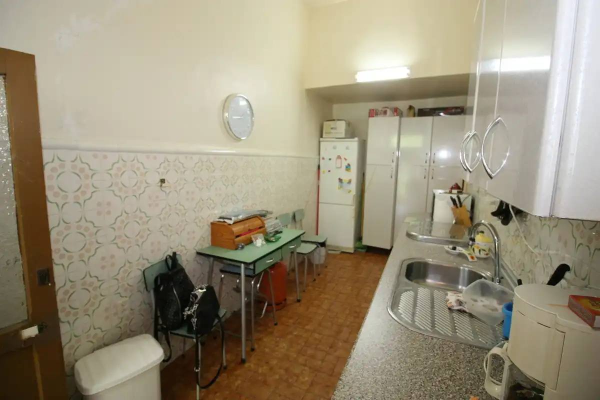 Kitchen of Flat for sale in Mombeltrán  with Furnished