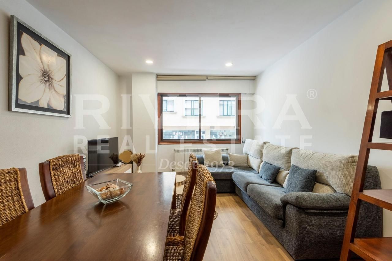 Sala d'estar de Pis en venda en Sanxenxo amb Calefacció