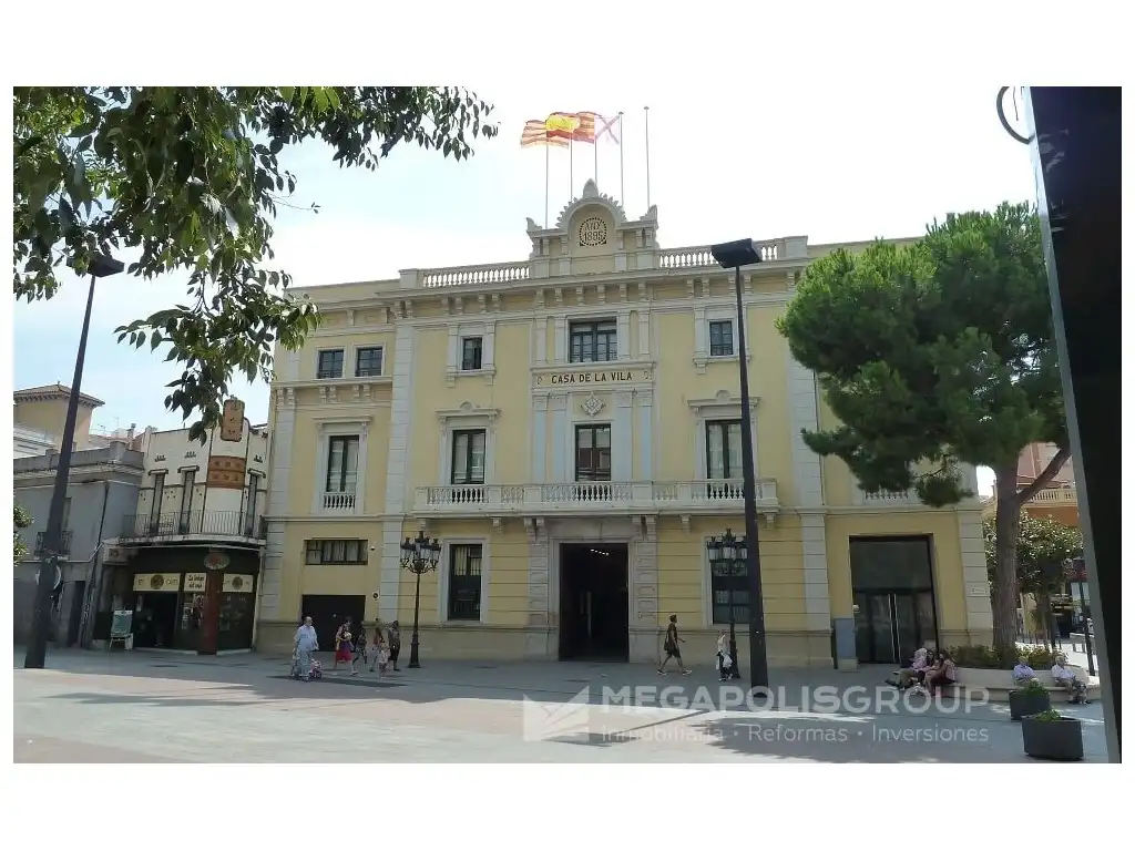 Exterior view of Flat for sale in L'Hospitalet de Llobregat