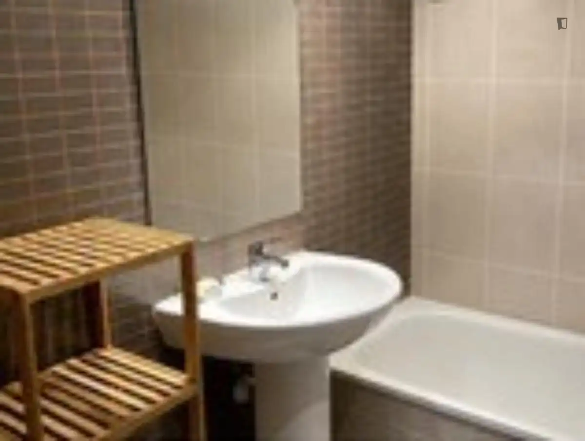 Baño de Casa o chalet para compartir en Arroyomolinos (Madrid) con Amueblado, Horno y Internet