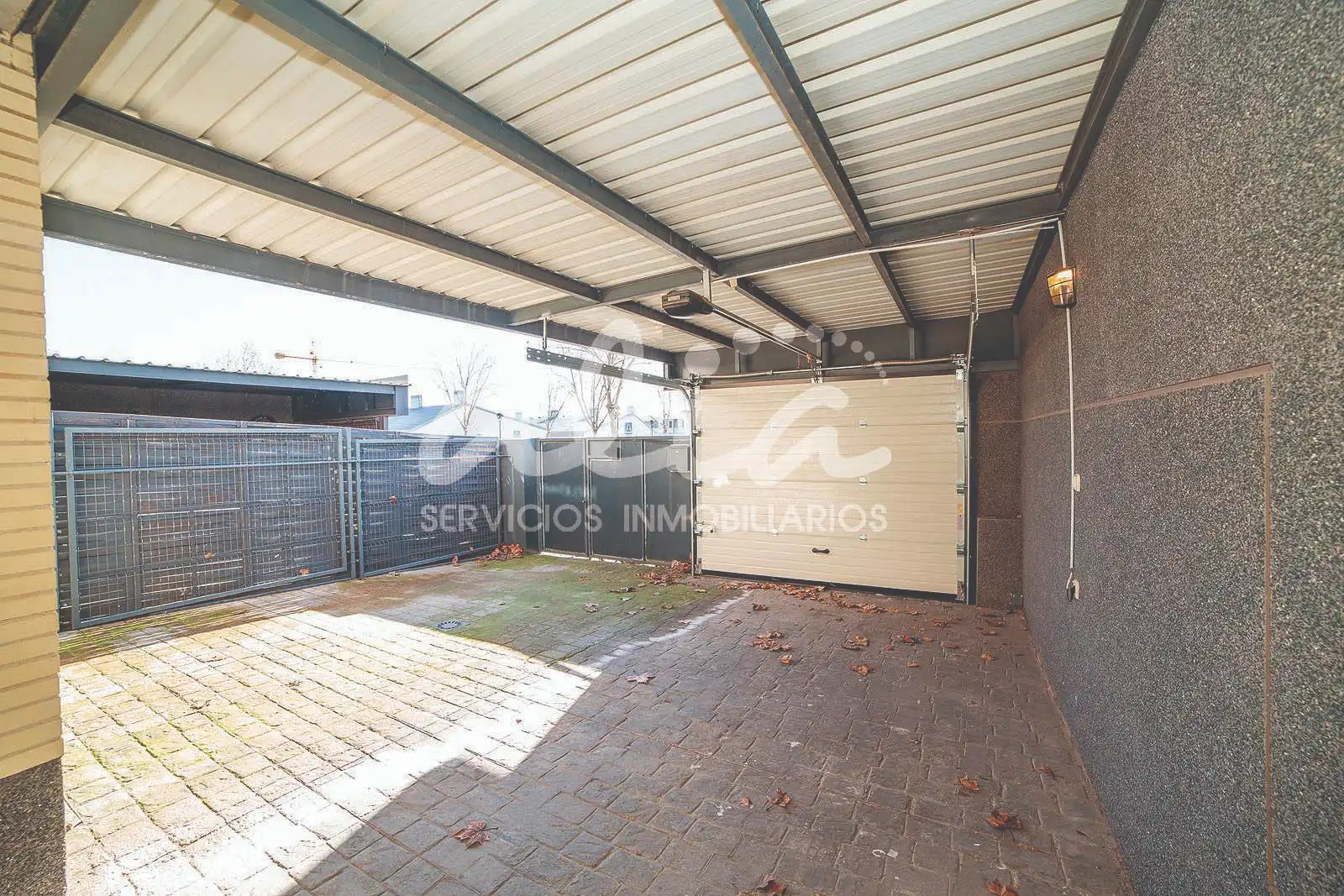 Parking de Casa adosada en venta en Seseña con Aire acondicionado, Calefacción y Parquet