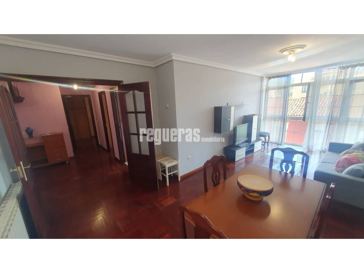 Bedroom of Flat for sale in Soto del Barco  with Heating, Parquet flooring and Balcony