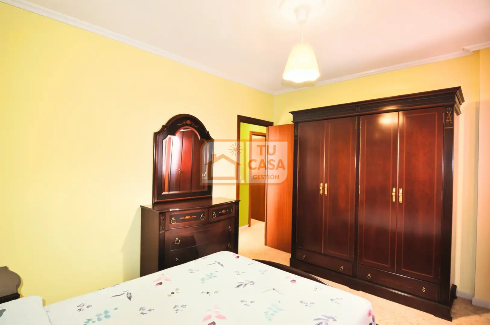 Habitación de Piso de alquiler en Cáceres con Calefacción, Terraza y Amueblado