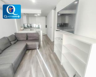 Sala d'estar de Apartament en venda en Alicante / Alacant amb Aire condicionat, Calefacció i Piscina comunitària