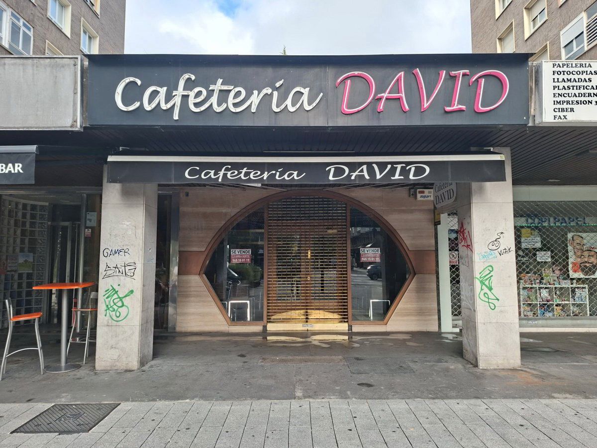 Premises for sale in Vitoria - Gasteiz  with Air Conditioner and Furnished