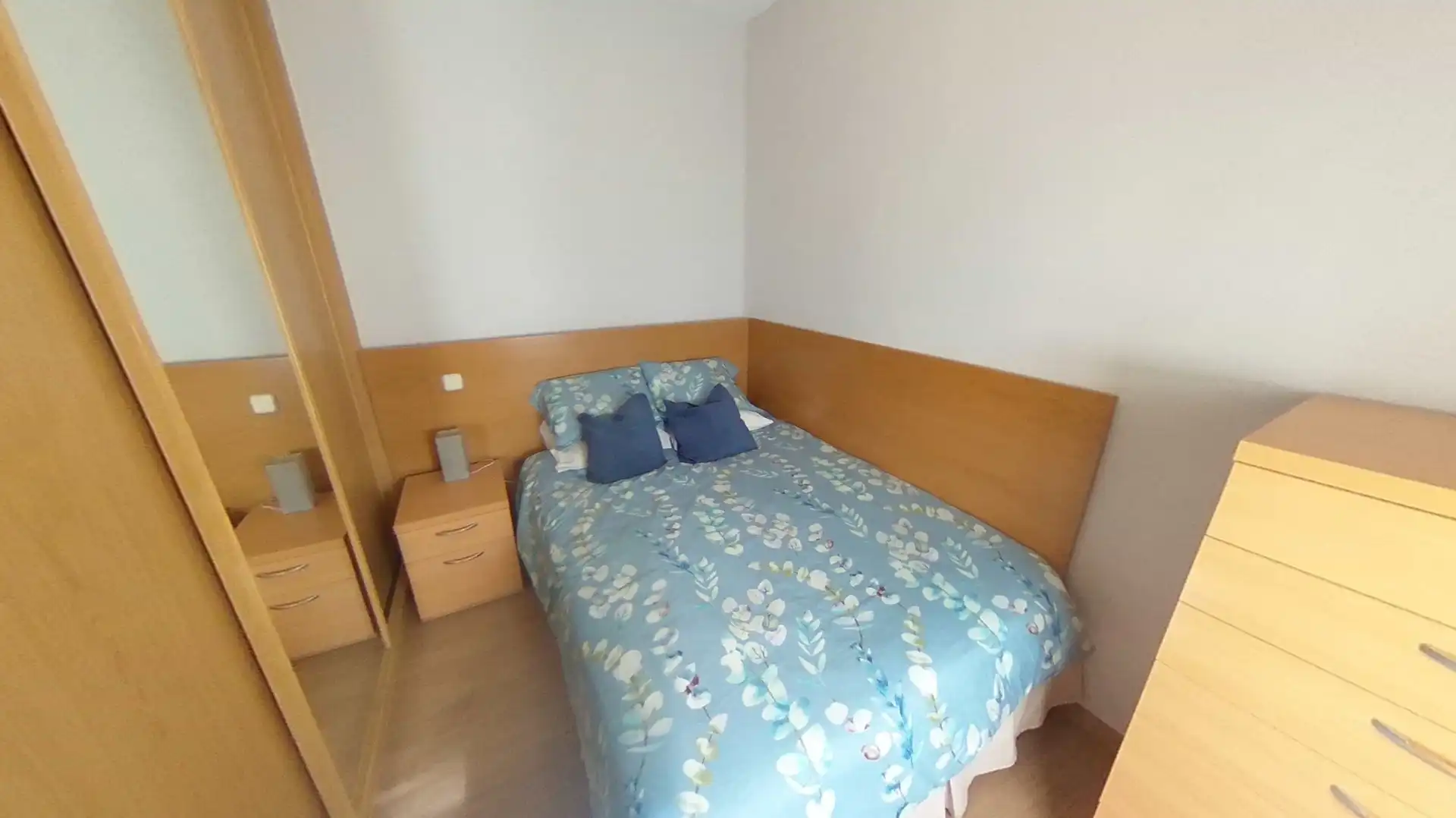 Flat with lift to rent in Calle de Cavanilles, imagen 2
