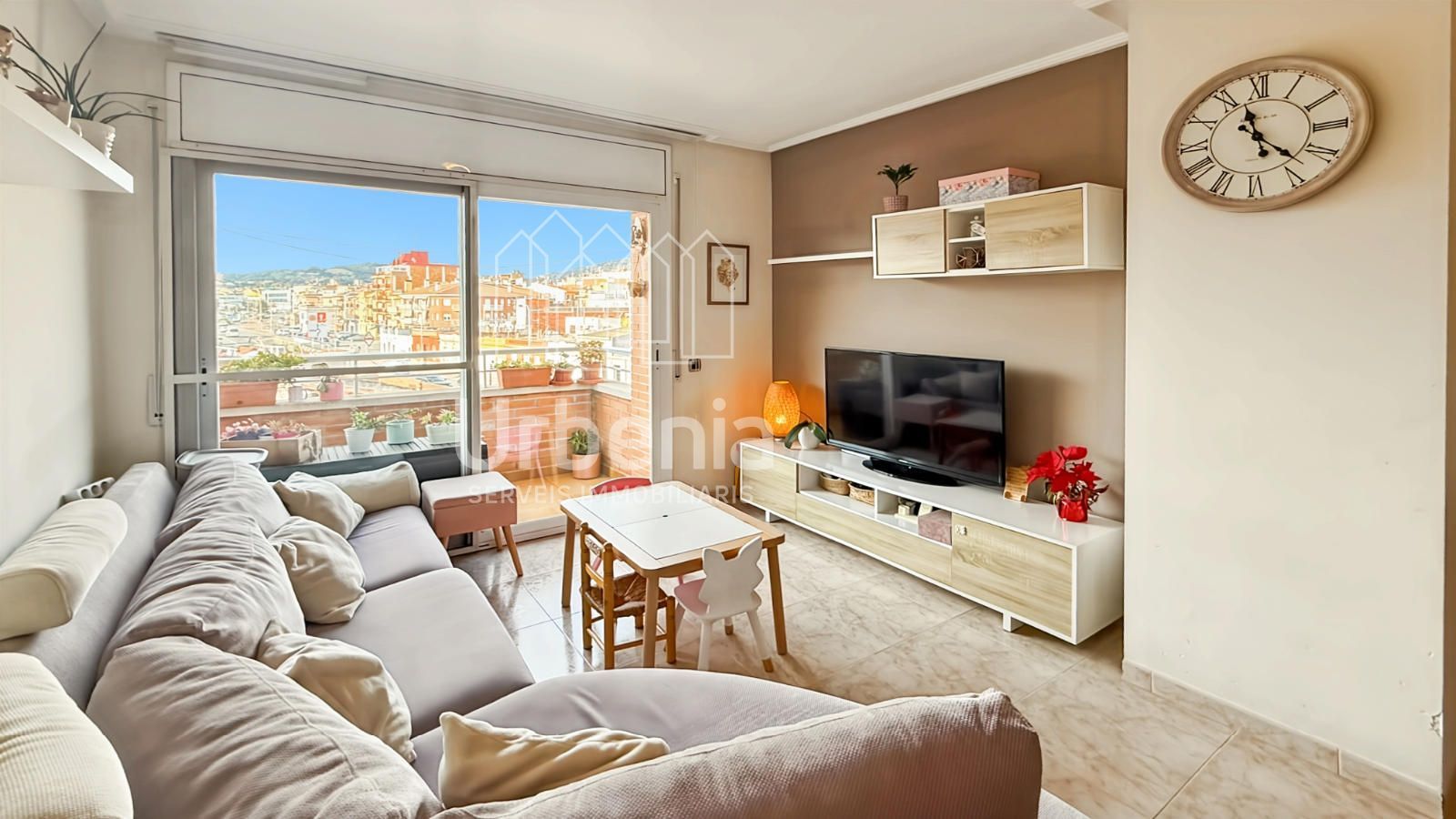 Living room of Flat for sale in Pineda de Mar  with Air Conditioner, Heating and Terrace