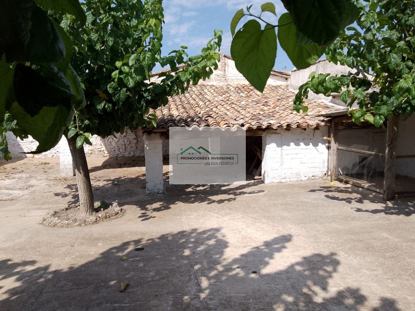 Casa o xalet en venda en Solera de Gabaldón amb Jardí privat i Moblat