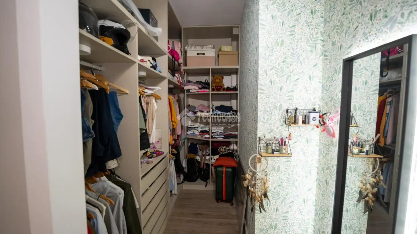 Habitación de Piso en venta en Telde con Balcón