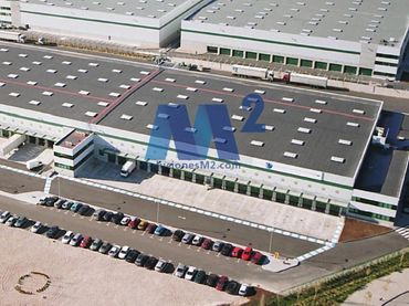Nau industrial de lloguer a C. Francisco Rabal