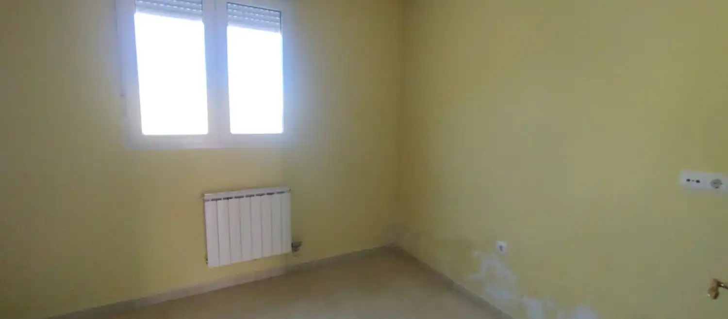 Casa adosada en venda a Viejo de Medina, Pozaldez