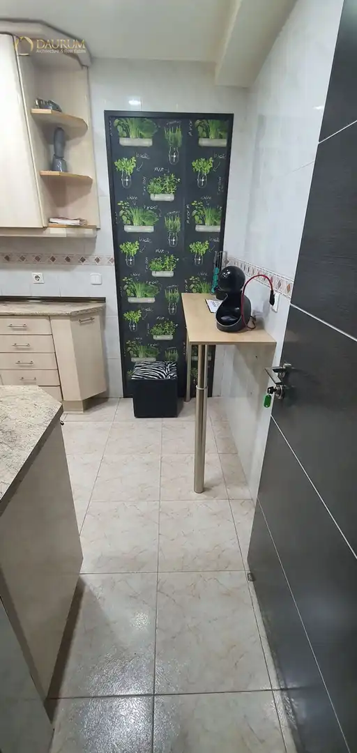 Cuina de Pis en venda en Coslada amb Aire condicionat, Calefacció i Terrassa