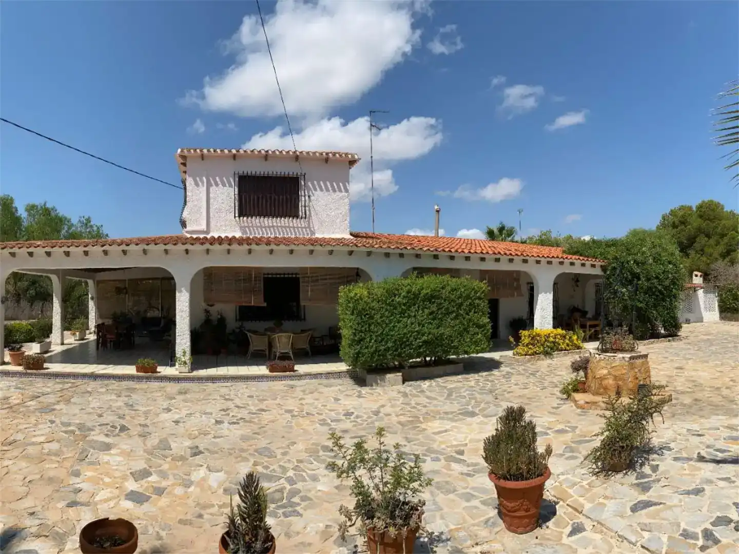 Vista exterior de Casa o xalet en venda en Santa Pola amb Aire condicionat i Piscina