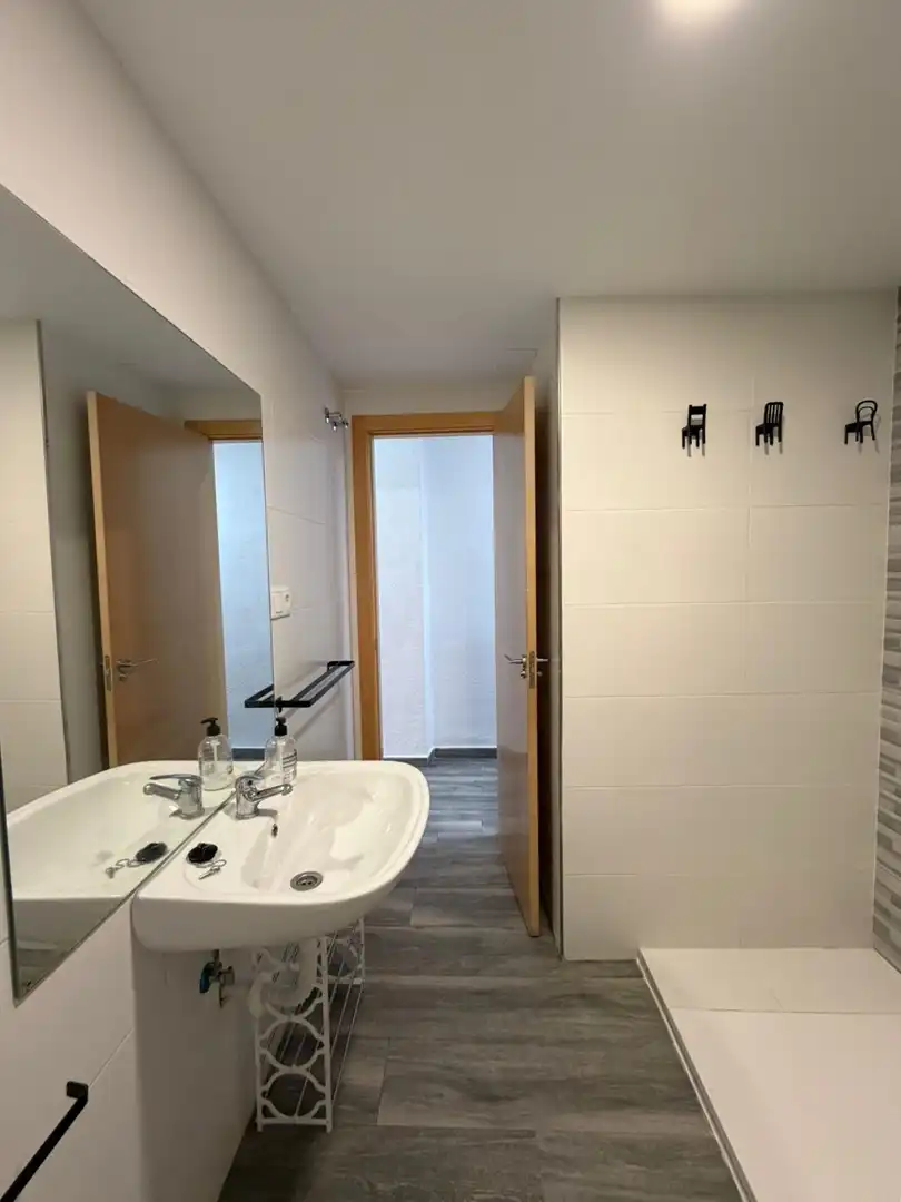 Bany de Pis de lloguer en Murcia amb Aire condicionat, Calefacció i Moblat