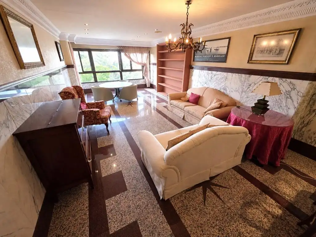 Apartament amb ascensor en venda a Avenida España, imagen 3