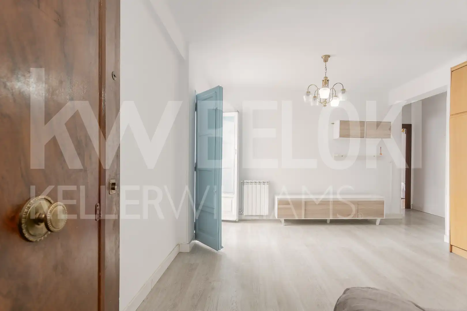 Wohnzimmer von Wohnung zum Verkauf in  Pamplona / Iruña mit Heizung und Balkon