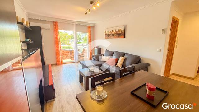 Piso en Venta en CL CARRERA ANGUSTIAS en El Tomillar