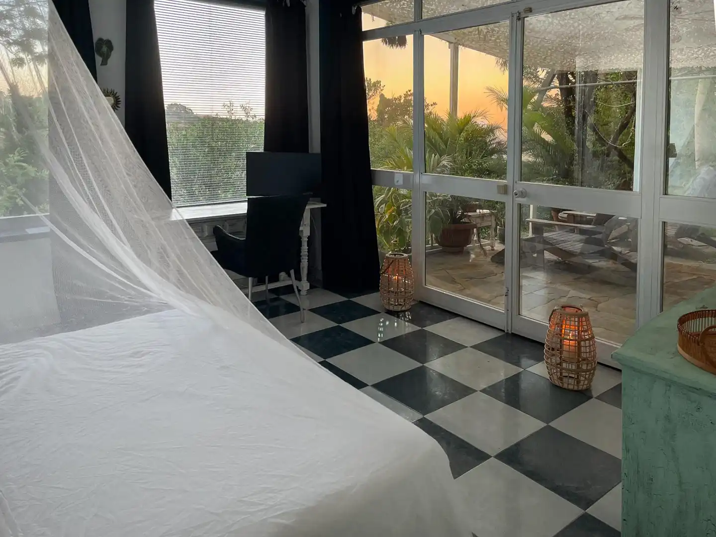 Habitación de Casa o chalet en venta en Benahavís con Aire acondicionado, Jardín privado y Terraza