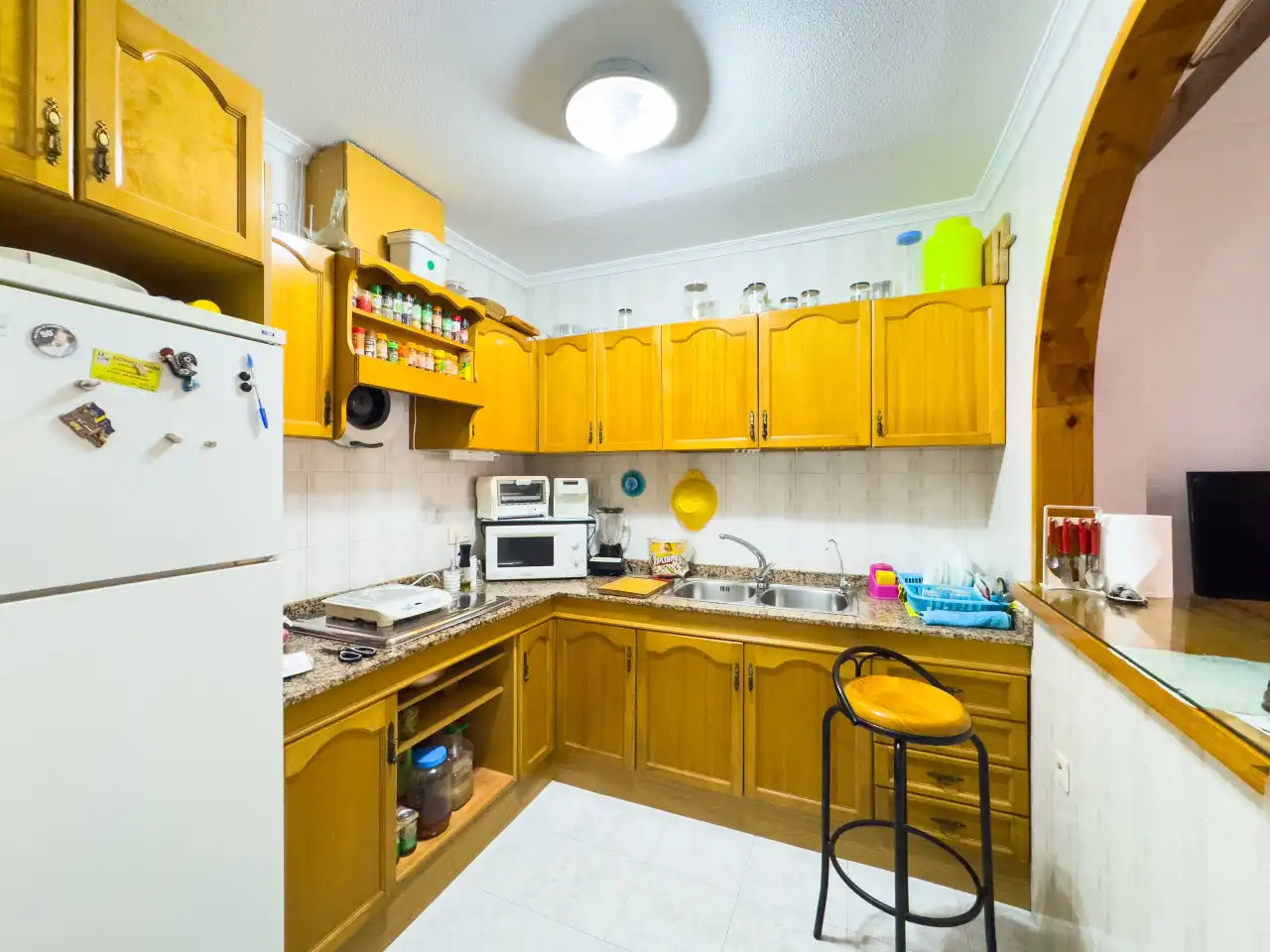 Cuina de Apartament en venda en Torrevieja amb Aire condicionat, Calefacció i Terrassa