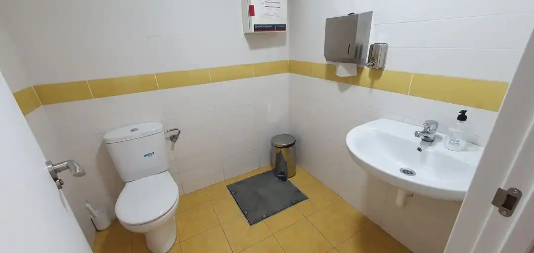 Local comercial en venda a Indautxu, imagen 17