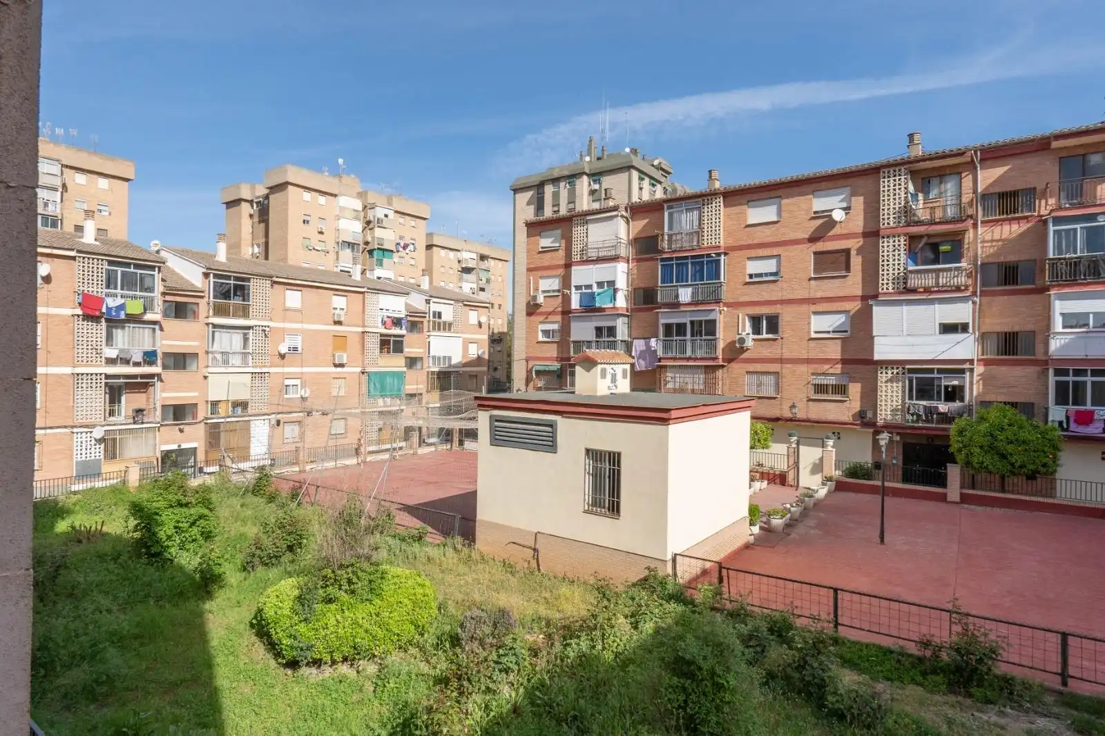 Exterior view of Flat for sale in Granada  with Air Conditioner, Heating and Terrace