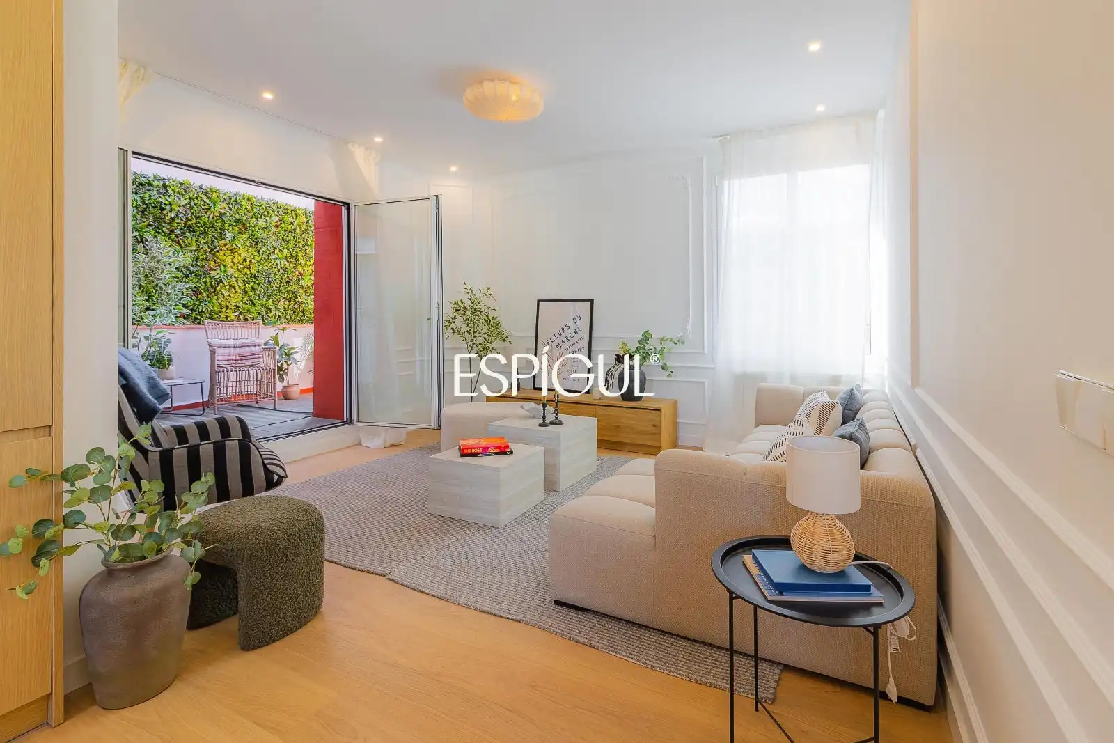 Living room of Attic for sale in Madrid  with Air Conditioner, Heating and Terrace