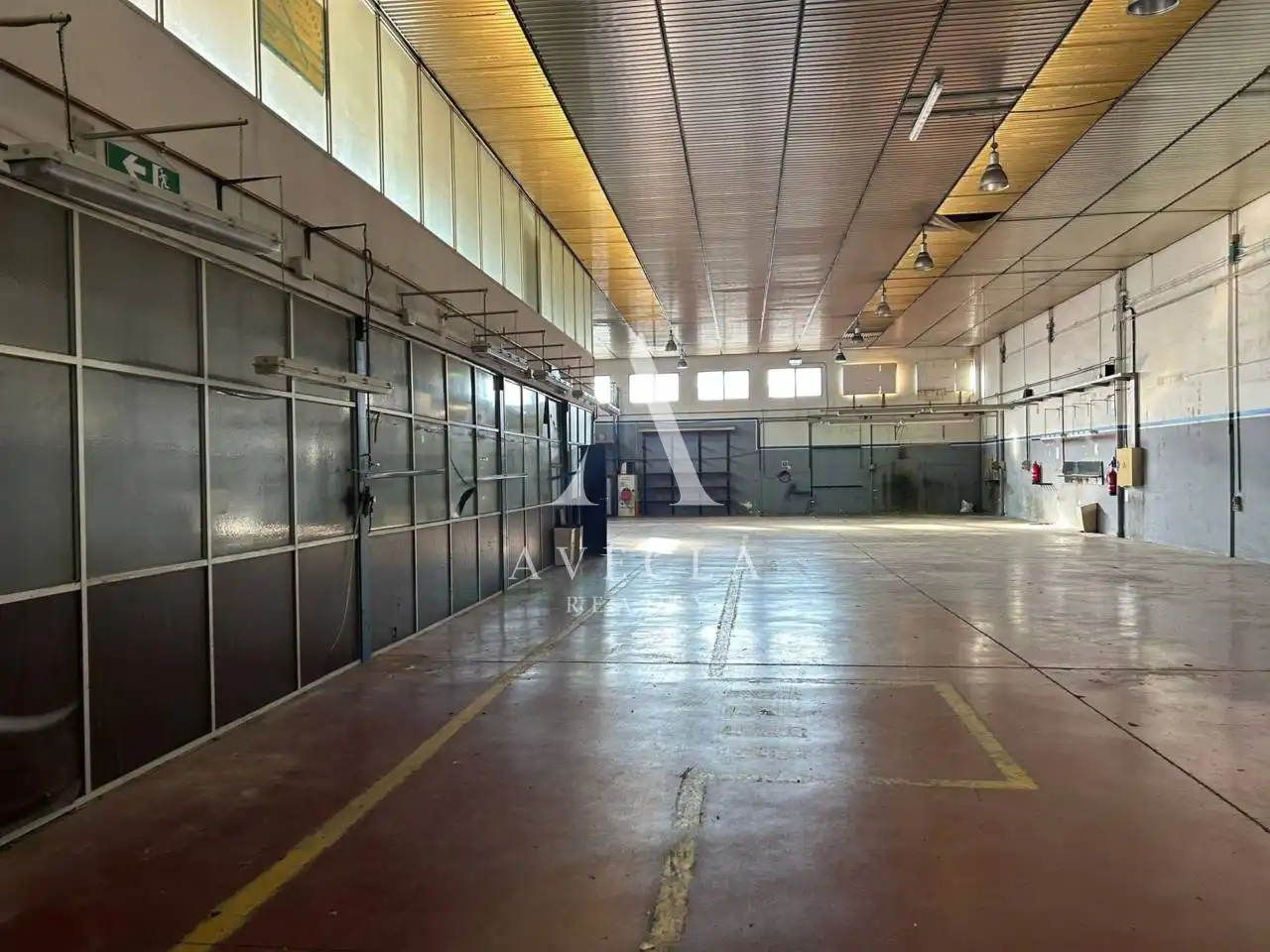 Fabrikhallen zur Miete in Barberà del Vallès