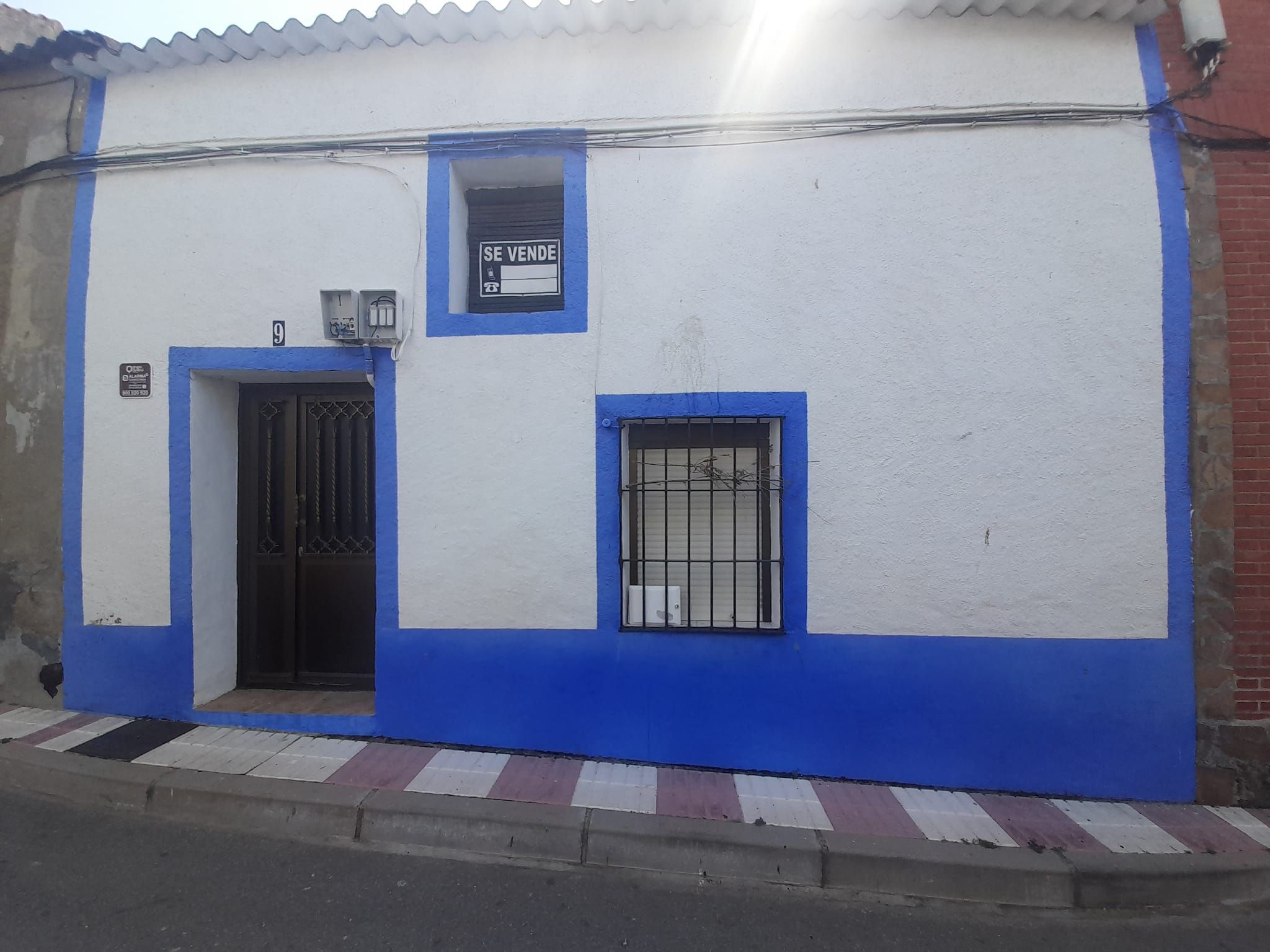 Exterior view of House or chalet for sale in Brazatortas