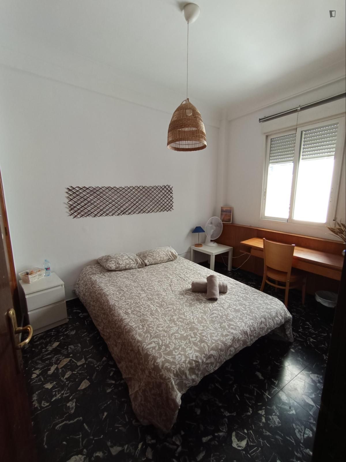 Bedroom of Apartment to share in  Valencia Capital  with Air Conditioner, Heating and Furnished