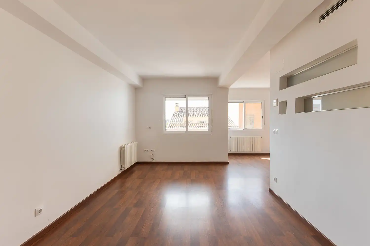 Living room of Flat for rent in Valencia  with Air Conditioner, Heating and Parquet flooring