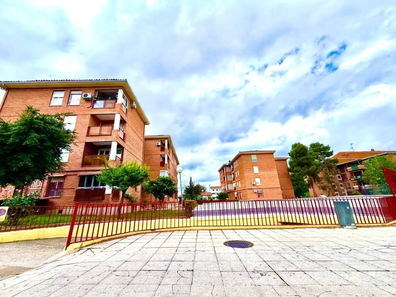 Vista exterior de Piso de alquiler en  Toledo Capital con Aire acondicionado, Calefacción y Terraza