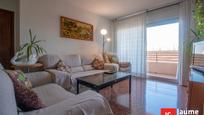 Living room of Flat for sale in Torredembarra  with Storage room, Furnished and Oven